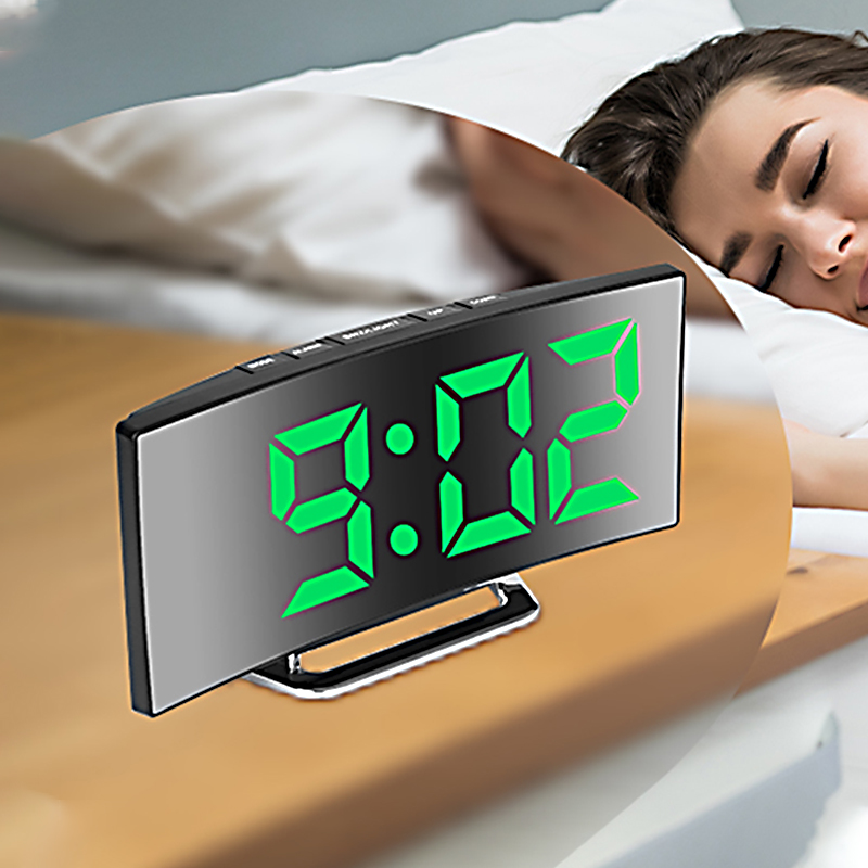 Sveglia digitale a LED Specchi - Home Cinema Screen recensione e prezzo